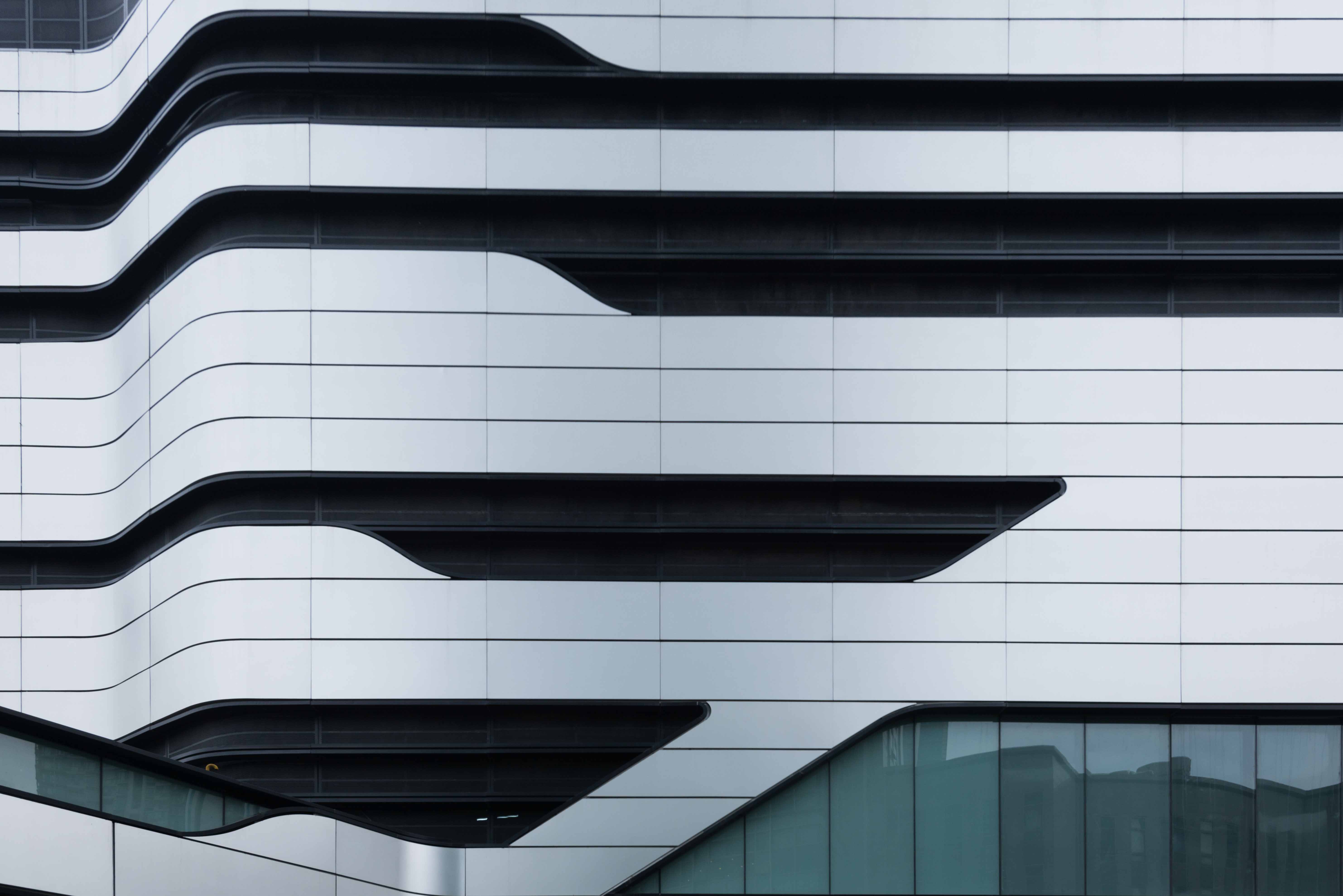 陽極氧化鋁單板與氟碳鋁單板的對比